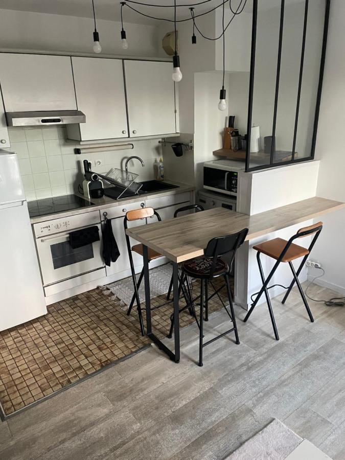 Appartement Cosy En Plein Centre-Ville D Evry Courcouronnes Buitenkant foto